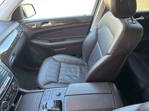 Used 2018 Mercedes-Benz GLE 350 GLE 350 4MATIC SUV image 17