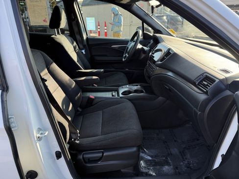 Used 2022 Honda Pilot Sport image 20