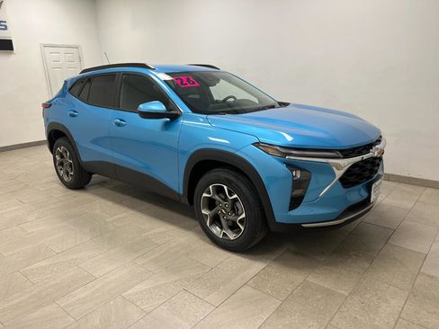 New 2026 Chevrolet Trax LT FWD image 5