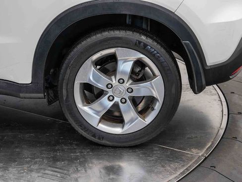 Used 2016 Honda HR-V EX-L image 10