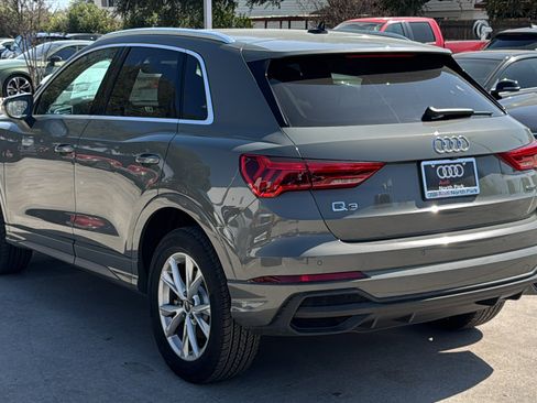New 2025 Audi Q3 2.0T Premium image 5