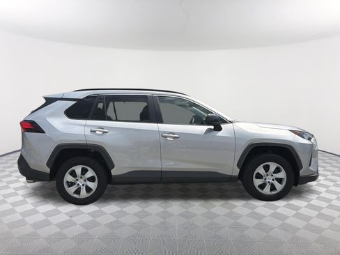 Certified 2021 Toyota RAV4 LE FWD image 18