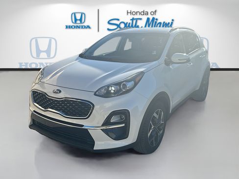 Used 2021 Kia Sportage EX image 3