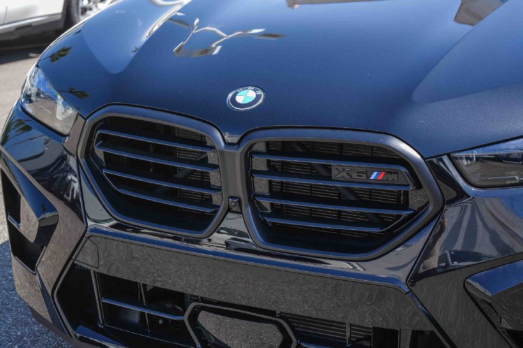 New 2026 BMW X6 M Competition w/ Executive Package AWD/4WD image 11