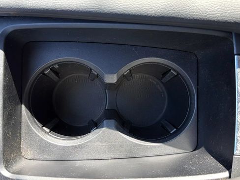 Used 2018 MAZDA MAZDA3 Sport FWD image 22