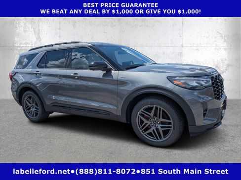 New 2026 Ford Explorer ST-Line w/ ST-Line Street Pack RWD image 1
