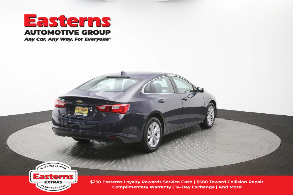 Used 2025 Chevrolet Malibu LT FWD image 40