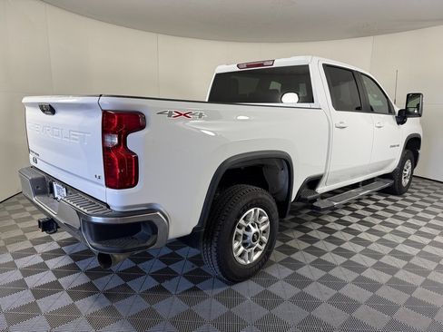 Used 2024 Chevrolet Silverado 2500 LT image 7