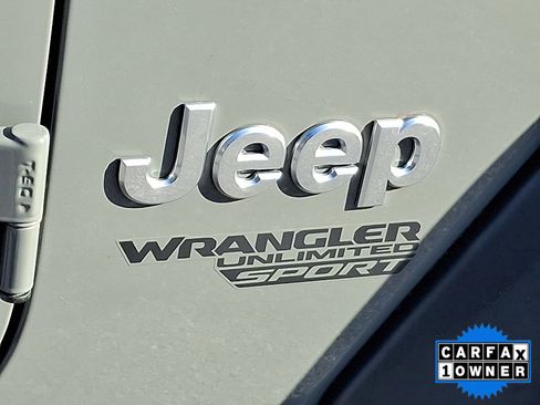 Used 2019 Jeep Wrangler Unlimited Sport S image 47