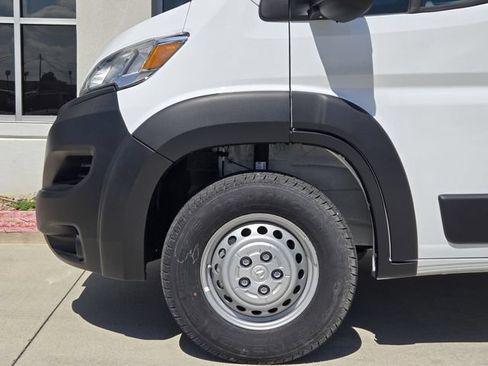 Used 2025 RAM ProMaster 2500 FWD image 8