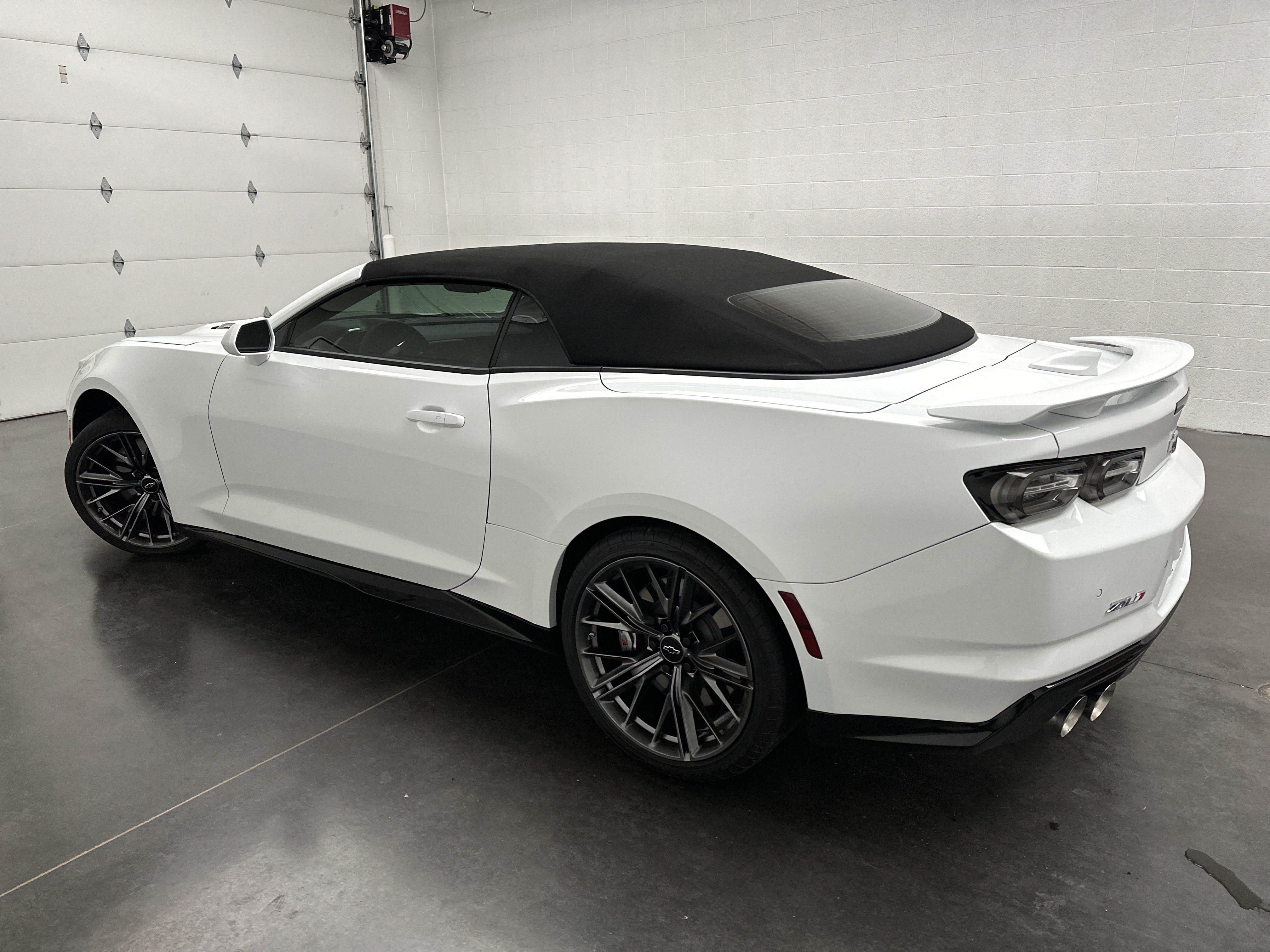 Used 2024 Chevrolet Camaro ZL1 RWD image 7