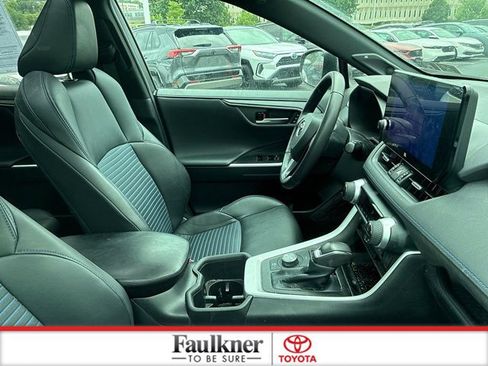 Used 2023 Toyota RAV4 XSE AWD/4WD image 22