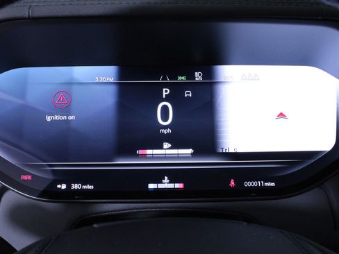 New 2025 Land Rover Range Rover SE image 18