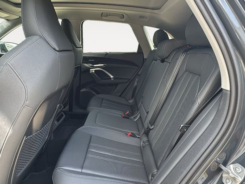 Used 2026 Audi Q5 Premium Plus AWD/4WD image 15