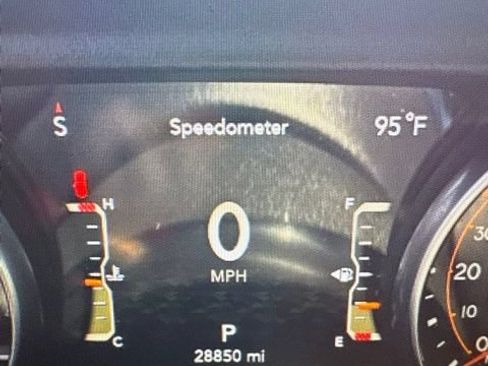 Used 2023 Jeep Wrangler Unlimited Sahara AWD/4WD image 2