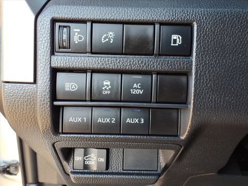 Used 2024 Toyota Tacoma TRD Sport image 26