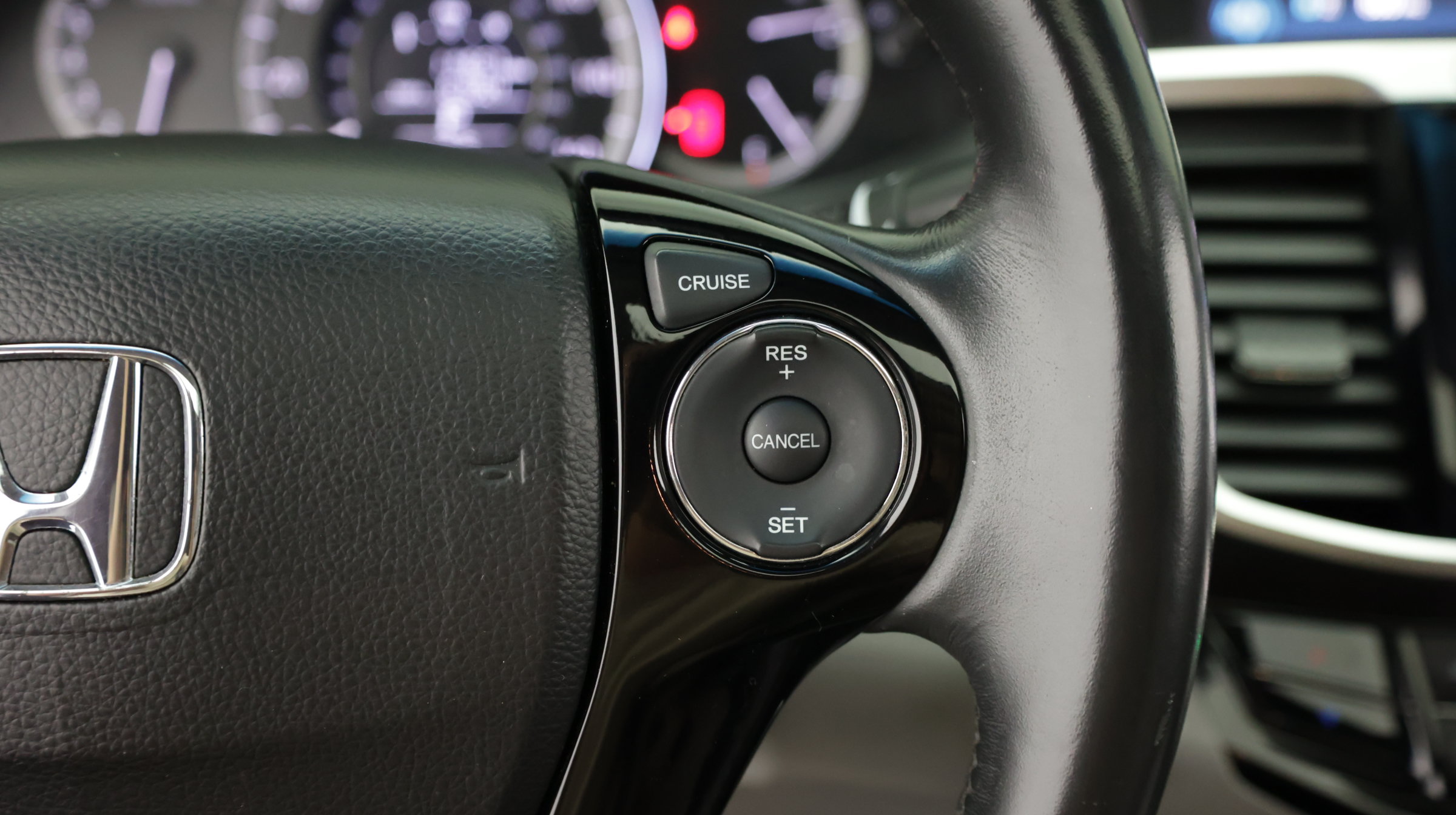 Used 2016 Honda Accord EX-L image 28