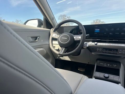 New 2026 Hyundai Kona SEL Premium image 16