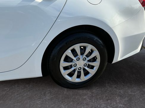 Used 2022 Kia Forte Sedan image 9