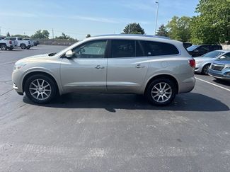 Used 2017 Buick Enclave Leather AWD/4WD video 1