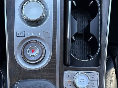 Used 2023 Genesis GV80 2.5T w/ Prestige 20" Package image 33