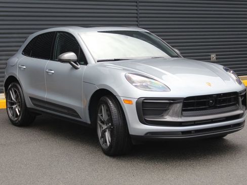 New 2026 Porsche Macan Turbo AWD/4WD image 10