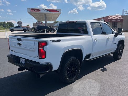 Used 2025 Chevrolet Silverado 2500 LTZ w/ LTZ Plus Package AWD/4WD image 11