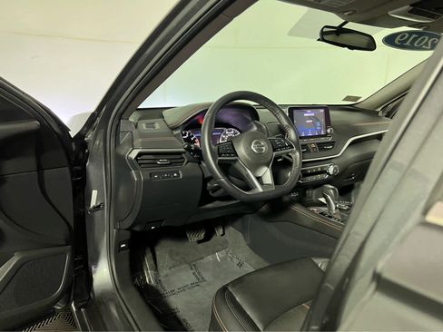 Used 2019 Nissan Altima 2.5 SR w/ SR Premium Package AWD/4WD image 23