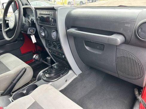 Used 2010 Jeep Wrangler Sport AWD/4WD image 13