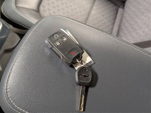 Used 2021 Chevrolet Colorado Z71 w/ Z71 Midnight Edition image 20