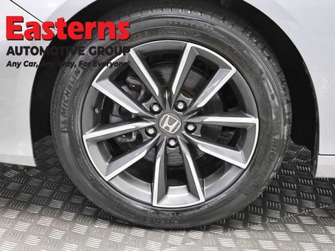 Used 2022 Honda Accord EX-L image 32