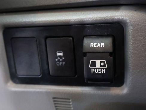 Used 2012 Toyota Tundra SR5 image 31