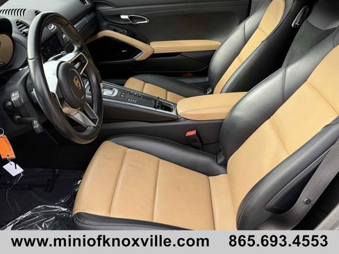 Used 2022 Porsche 718 Cayman image 10