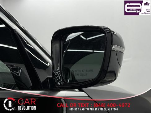 Used 2019 BMW 330i xDrive Sedan AWD/4WD image 43
