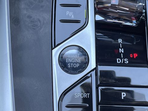 New 2026 BMW X7 xDrive40i AWD/4WD image 11