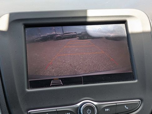 Used 2024 Chevrolet Equinox LS w/ LS Convenience Package FWD image 21