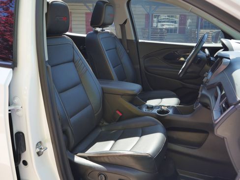 Used 2024 GMC Terrain AT4 w/ Infotainment Package II AWD/4WD image 17
