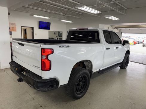 Used 2019 Chevrolet Silverado 1500 Custom Trail Boss w/ Custom Convenience Package AWD/4WD image 7