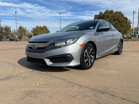 Used 2018 Honda Civic LX-P image 3