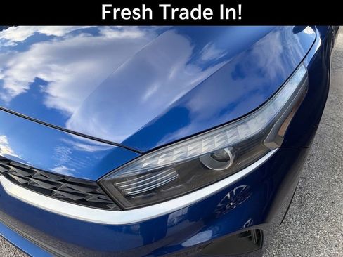 Used 2022 Kia Forte LXS FWD image 4