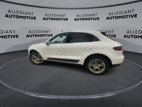 Used 2017 Porsche Macan S AWD/4WD image 7