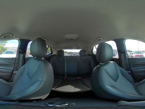 Used 2025 Buick Encore GX Preferred FWD image 37