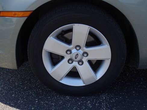 Used 2008 Ford Fusion SE FWD image 26