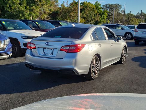 Used 2019 Subaru Legacy 2.5i Premium image 6