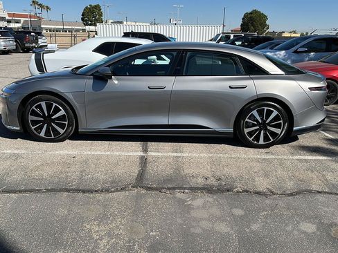Used 2023 Lucid Air Touring AWD/4WD image 3