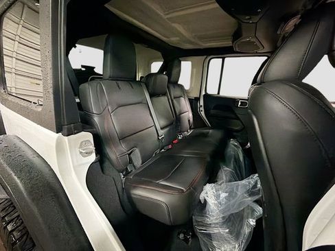 New 2026 Jeep Wrangler Unlimited Rubicon image 27