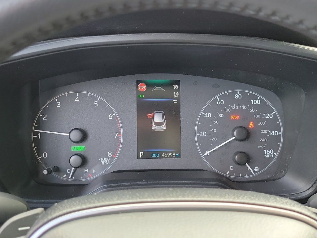 Used 2024 Toyota Corolla Cross AWD Hybrid image 3