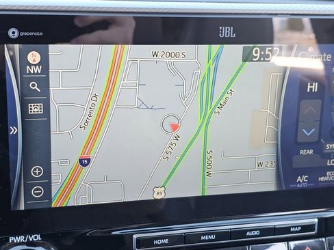 Used 2022 Toyota Highlander Platinum image 9