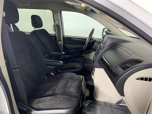 Used 2016 Dodge Grand Caravan SE w/ Quick Order Package 29E SE image 20