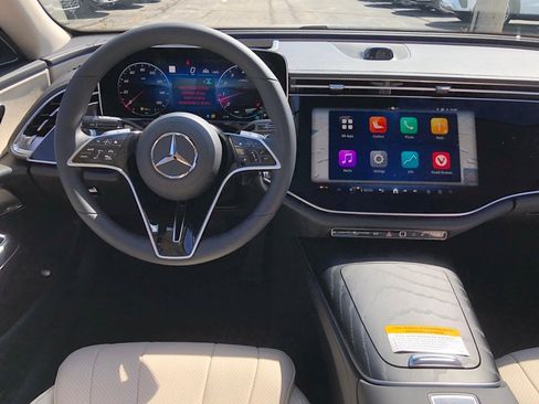 New 2026 Mercedes-Benz E 350 4MATIC Sedan image 17